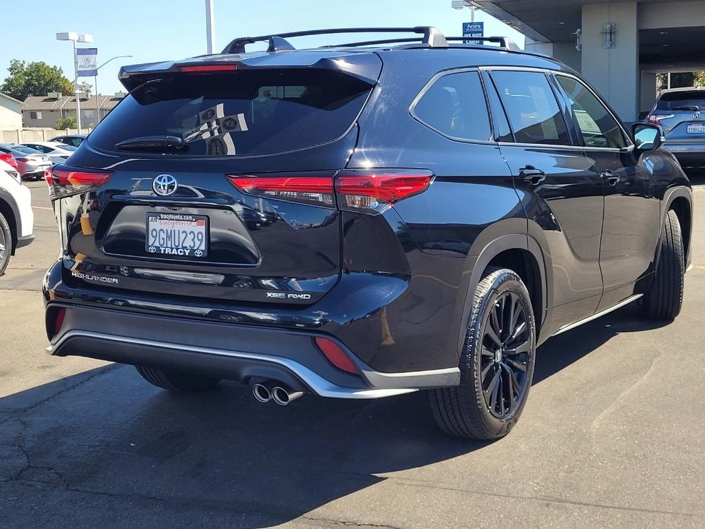 used 2023 Toyota Highlander car, priced at $42,206