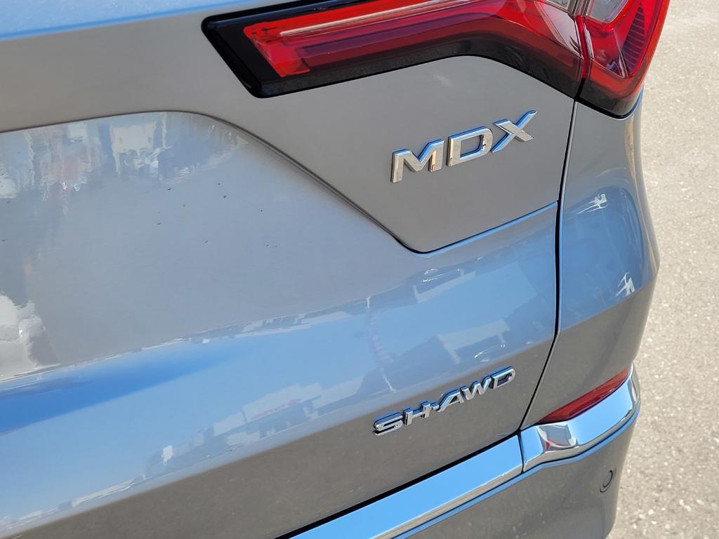 used 2023 Acura MDX car, priced at $43,166