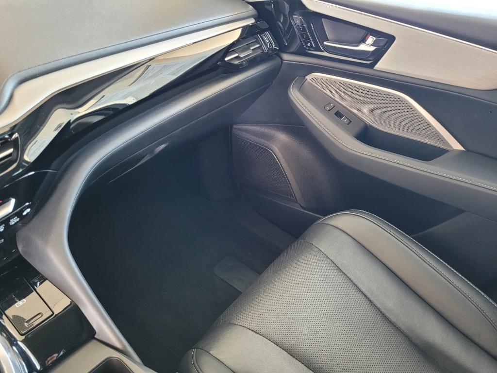 used 2023 Acura MDX car, priced at $43,166