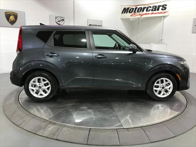 used 2021 Kia Soul car, priced at $15,391