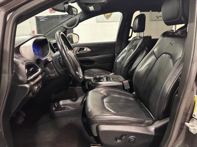 used 2018 Chrysler Pacifica car, priced at $12,991