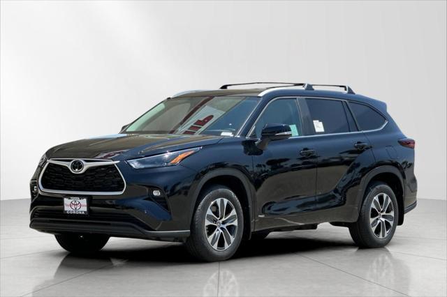 new 2025 Toyota Highlander Hybrid car, priced at $49,683