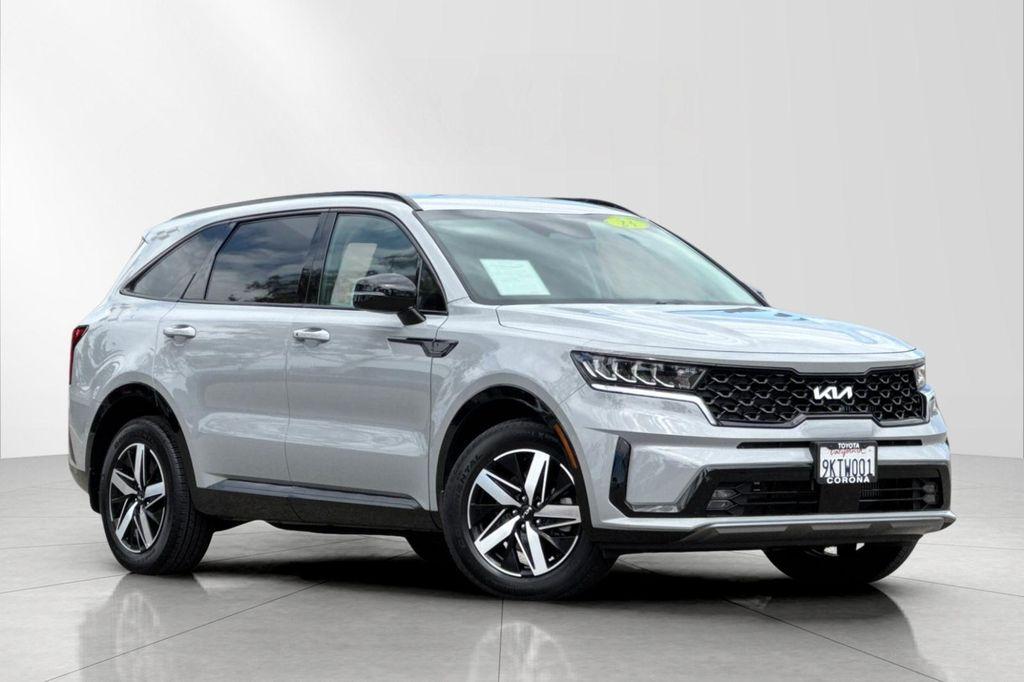 used 2023 Kia Sorento car, priced at $29,996