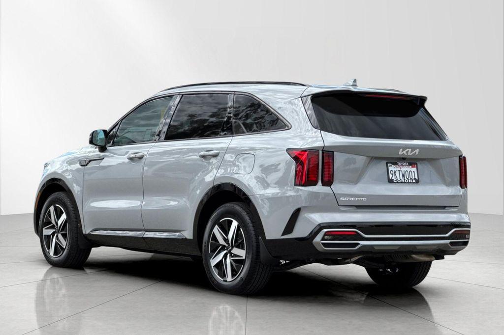 used 2023 Kia Sorento car, priced at $29,996