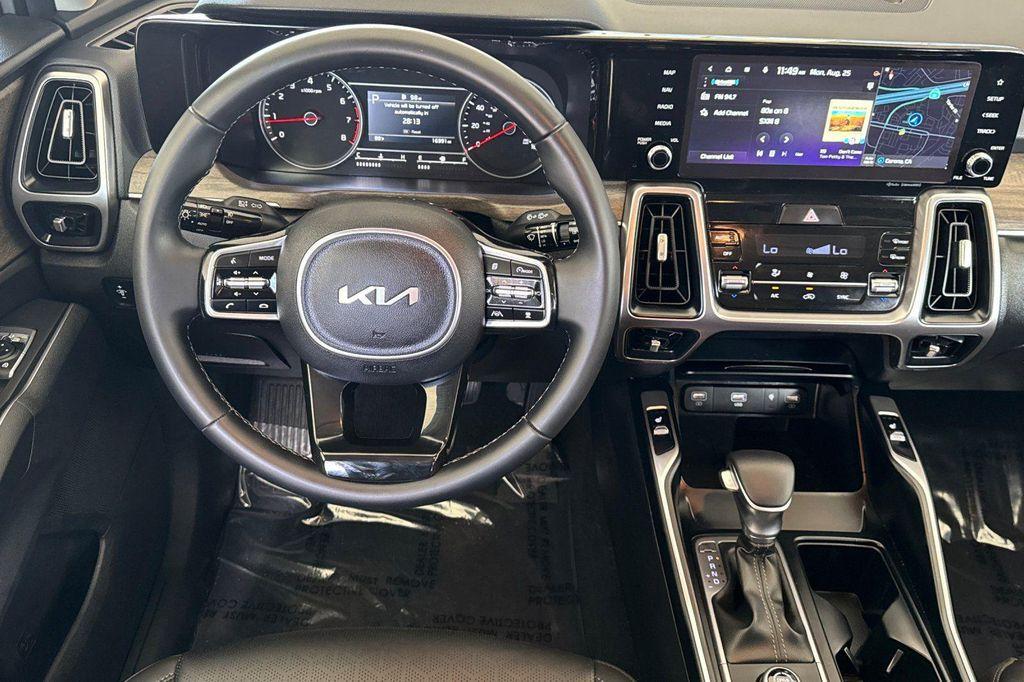 used 2023 Kia Sorento car, priced at $29,996