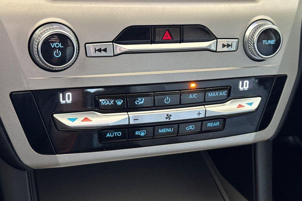 used 2021 Ford Explorer car, priced at $17,996