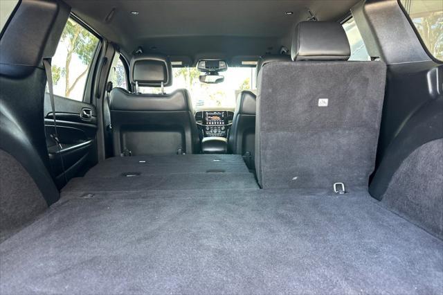 used 2020 Jeep Grand Cherokee car, priced at $17,498