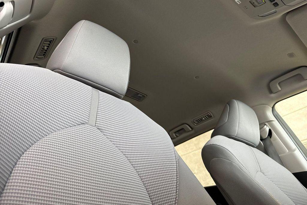 used 2022 Toyota Highlander car, priced at $30,987