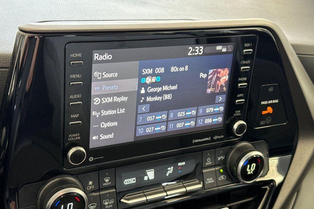 used 2022 Toyota Highlander car, priced at $30,987