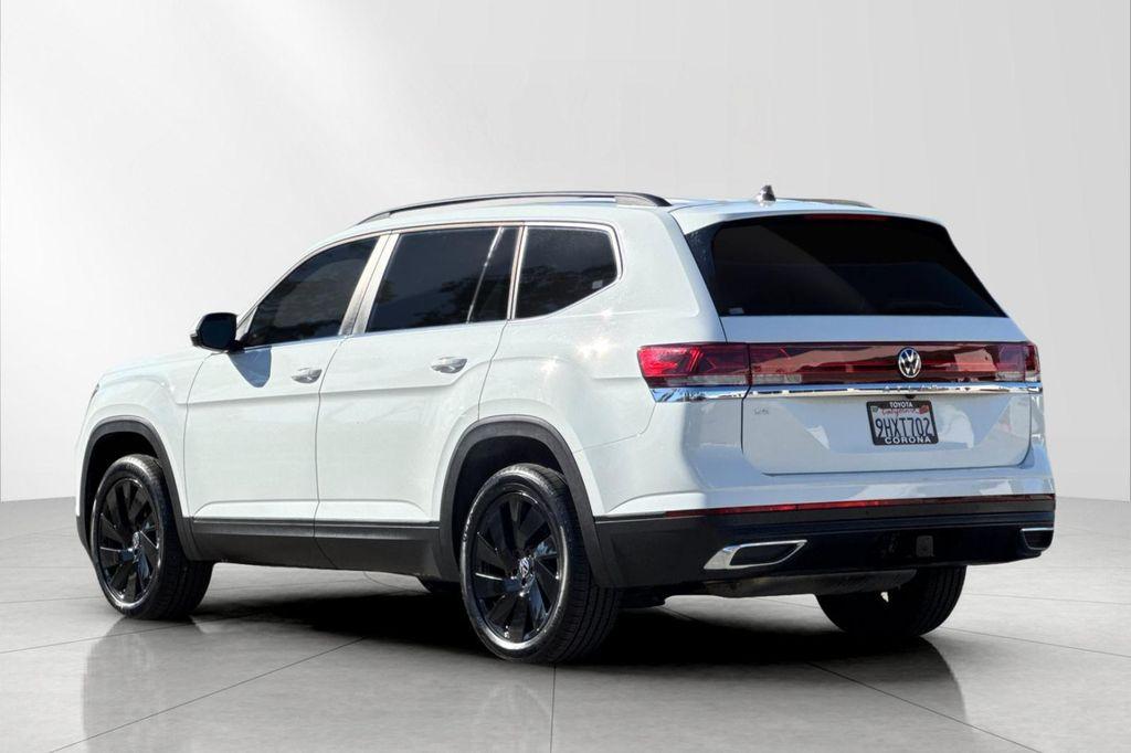 used 2024 Volkswagen Atlas car, priced at $29,996