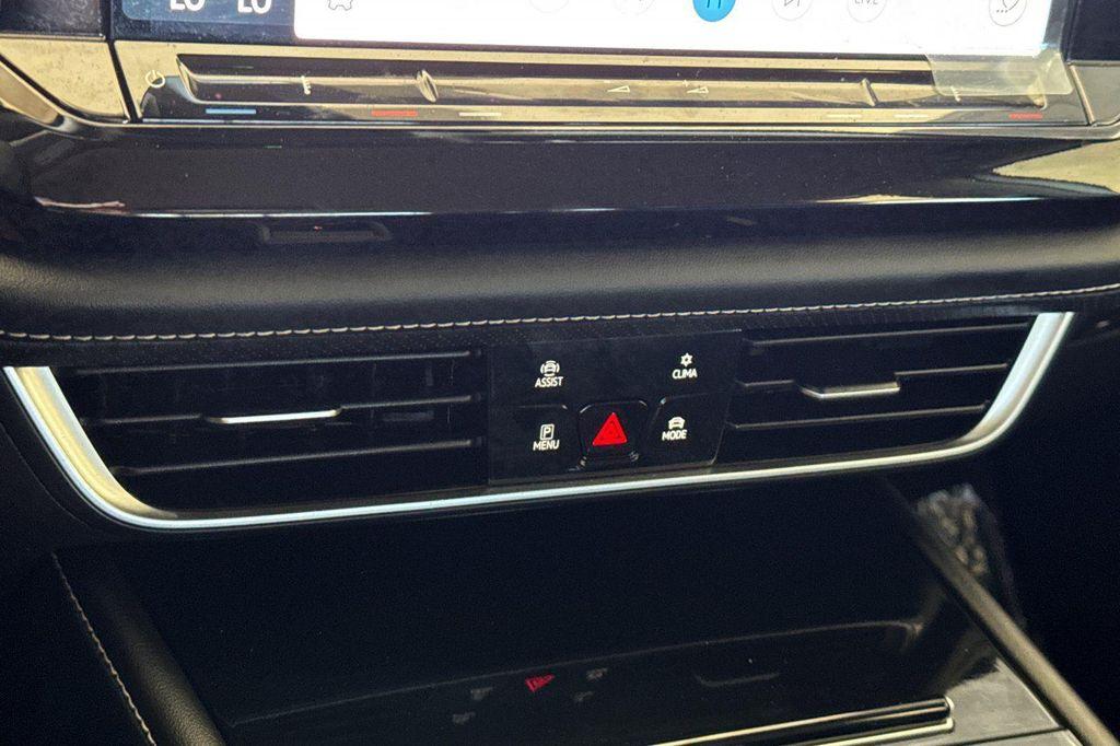 used 2024 Volkswagen Atlas car, priced at $29,996