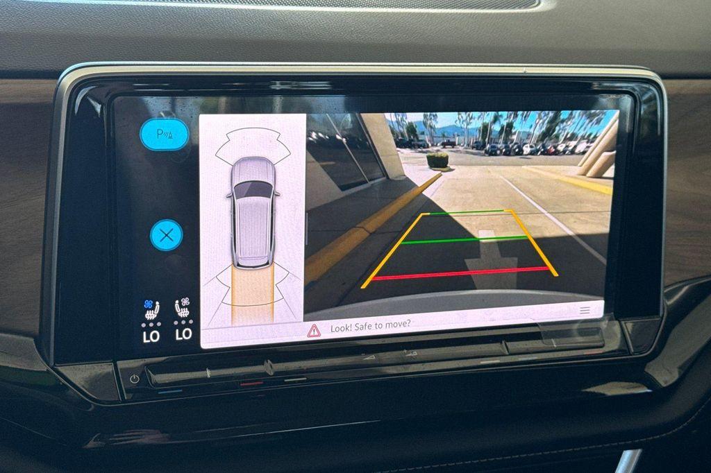 used 2024 Volkswagen Atlas car, priced at $29,996