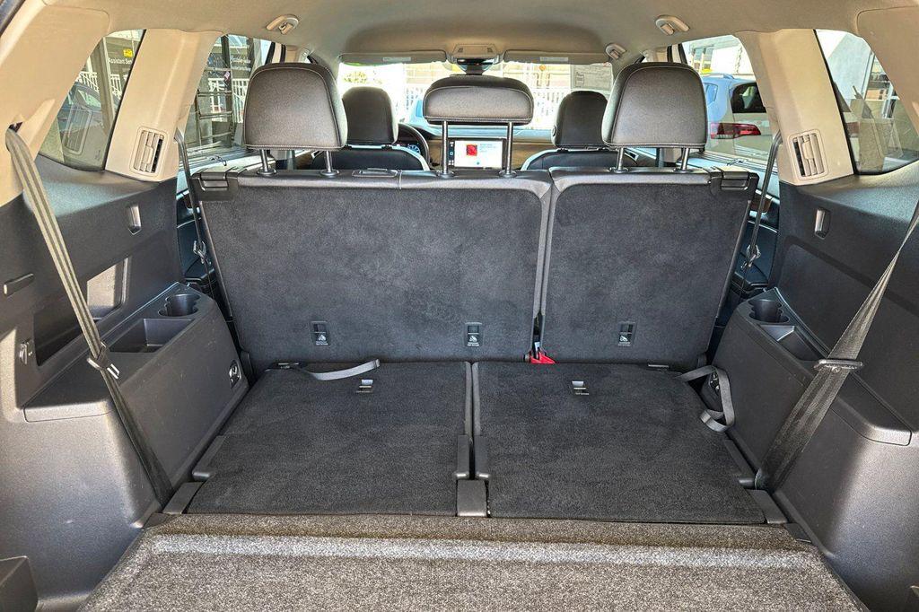 used 2024 Volkswagen Atlas car, priced at $29,996