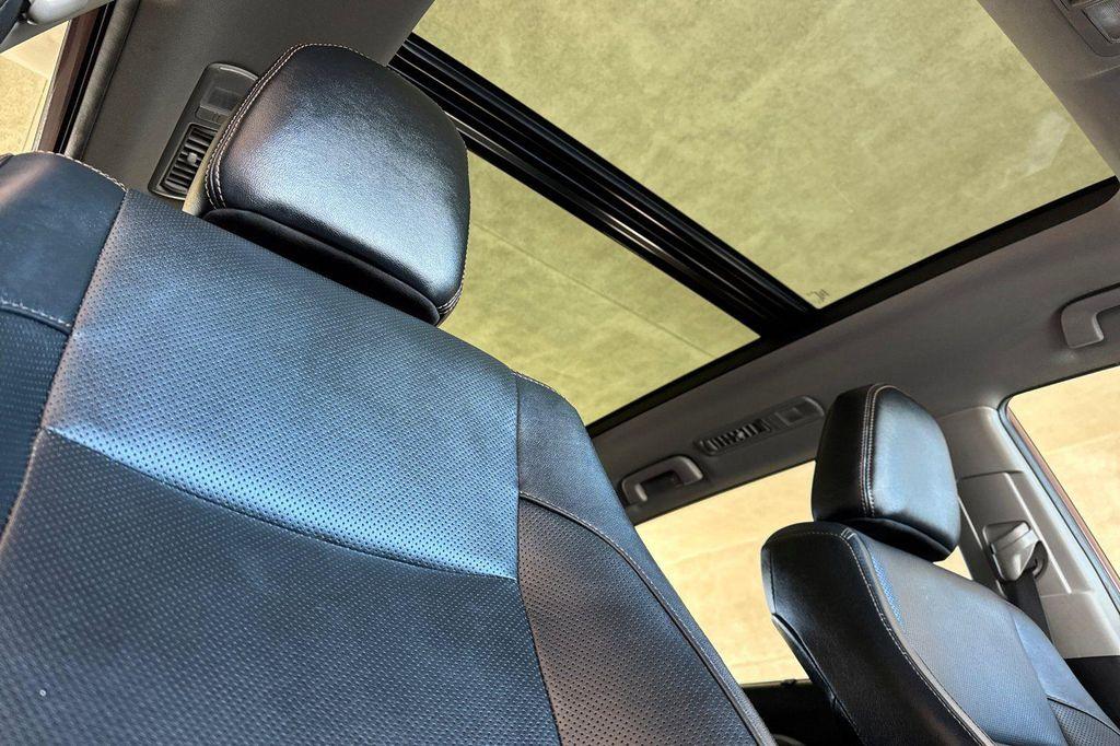 used 2019 Toyota Highlander Hybrid car, priced at $25,887