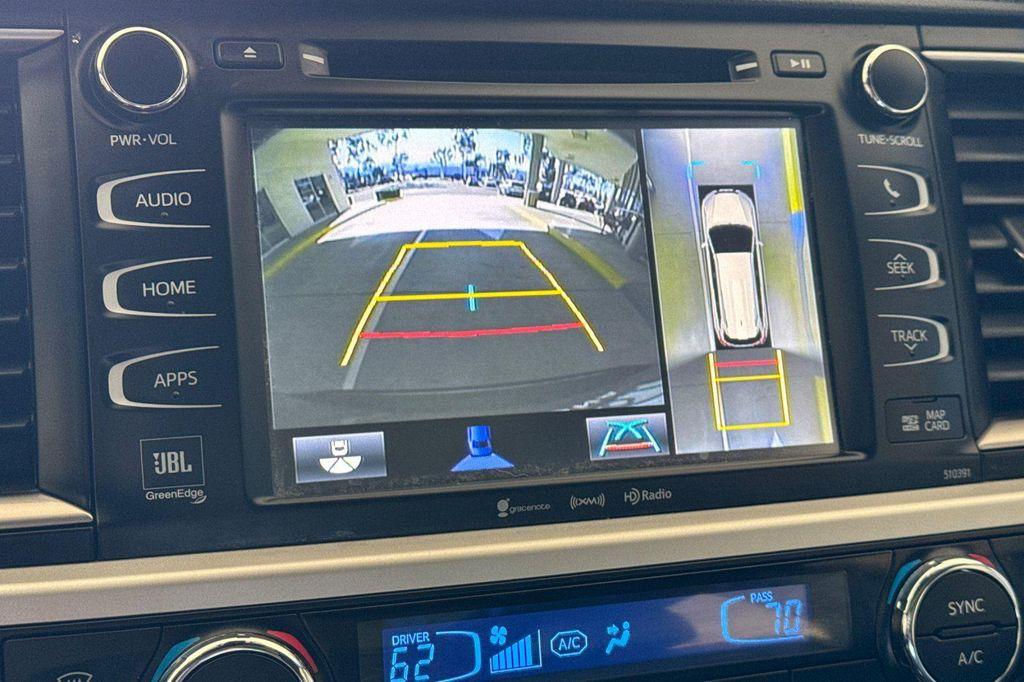 used 2019 Toyota Highlander Hybrid car, priced at $25,887