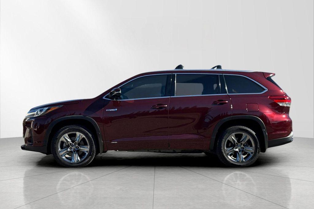 used 2019 Toyota Highlander Hybrid car, priced at $25,887