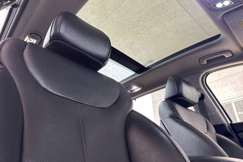 used 2019 Hyundai Santa Fe car, priced at $17,998