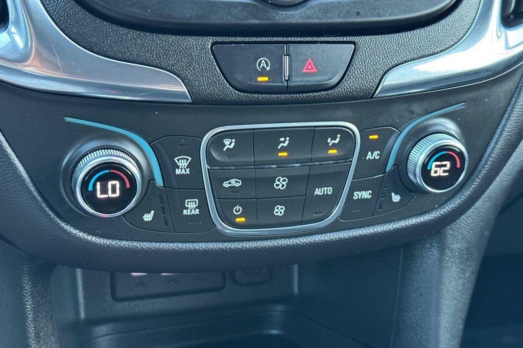 used 2022 Chevrolet Equinox car, priced at $19,651