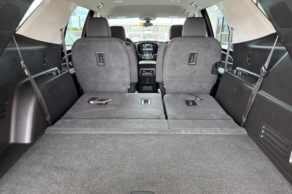 used 2019 Chevrolet Traverse car, priced at $18,568