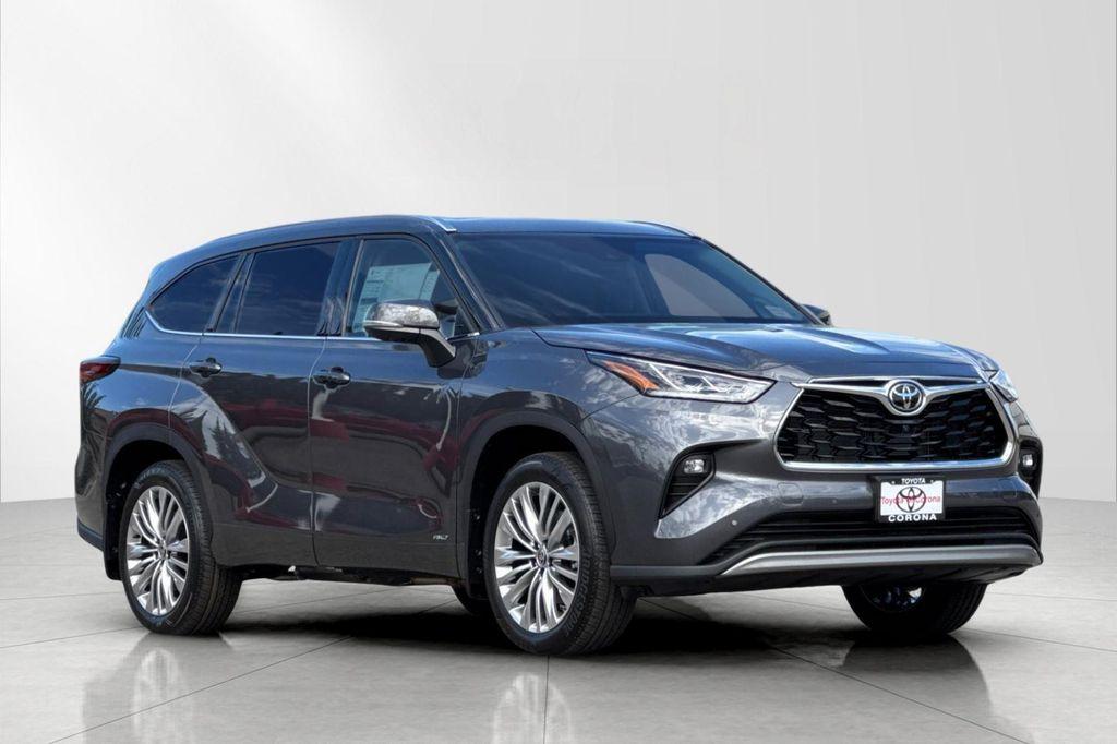 new 2025 Toyota Highlander Hybrid car, priced at $57,107