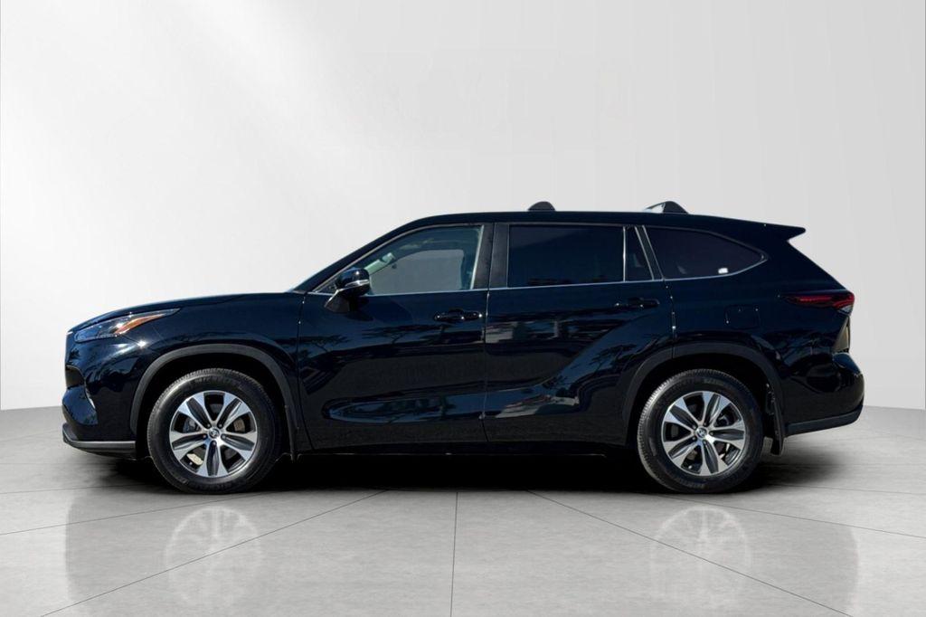 used 2024 Toyota Highlander car, priced at $41,478