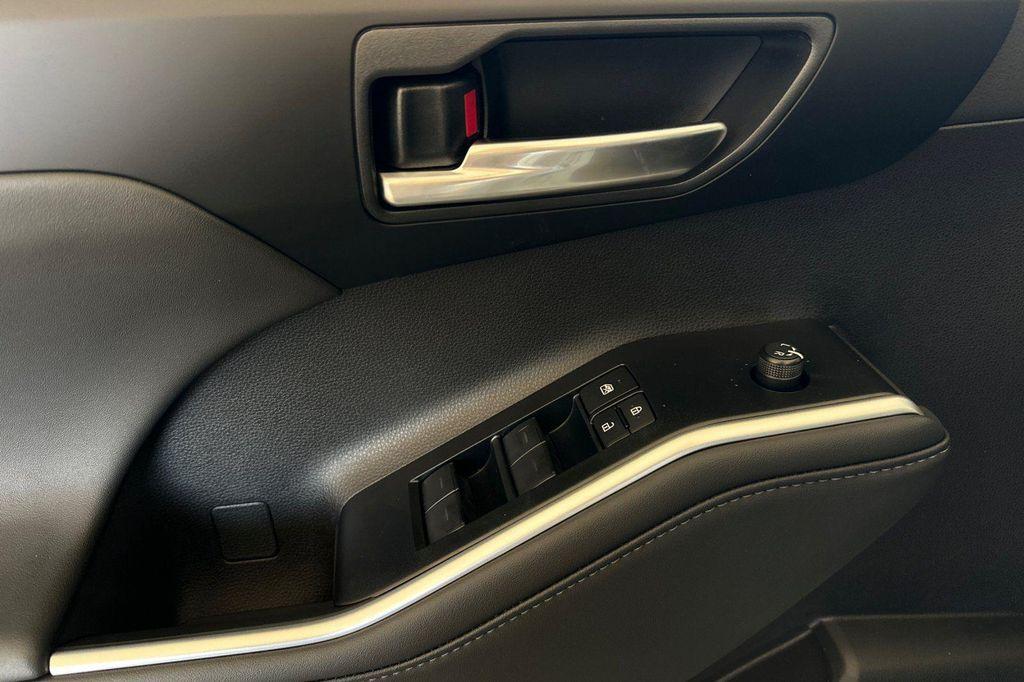 new 2026 Toyota Highlander car, priced at $48,562