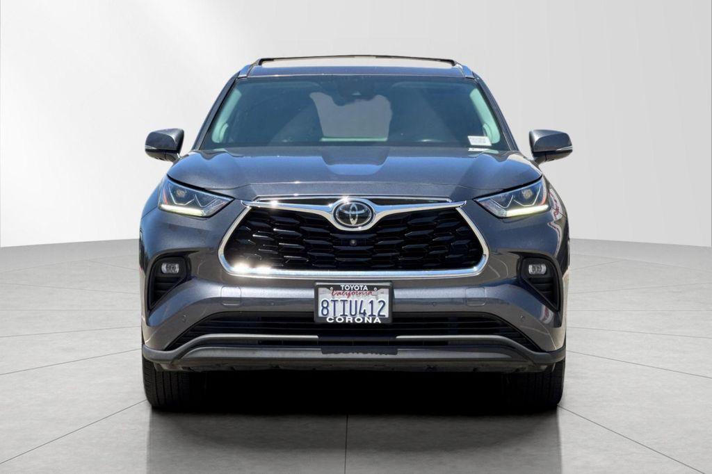 used 2021 Toyota Highlander car, priced at $29,224