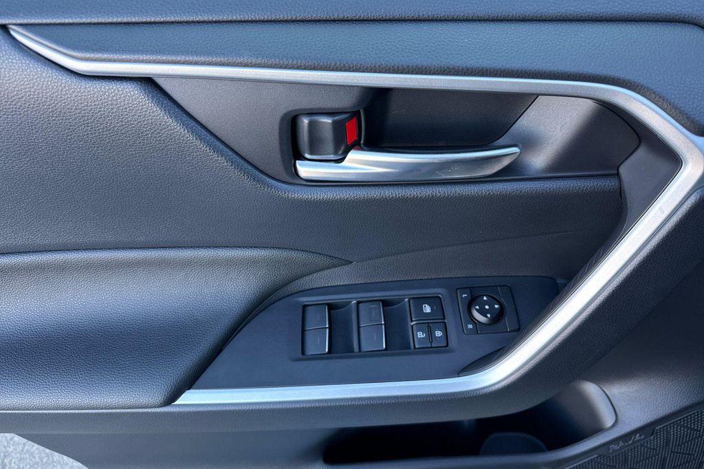 new 2025 Toyota RAV4 Hybrid car, priced at $36,734