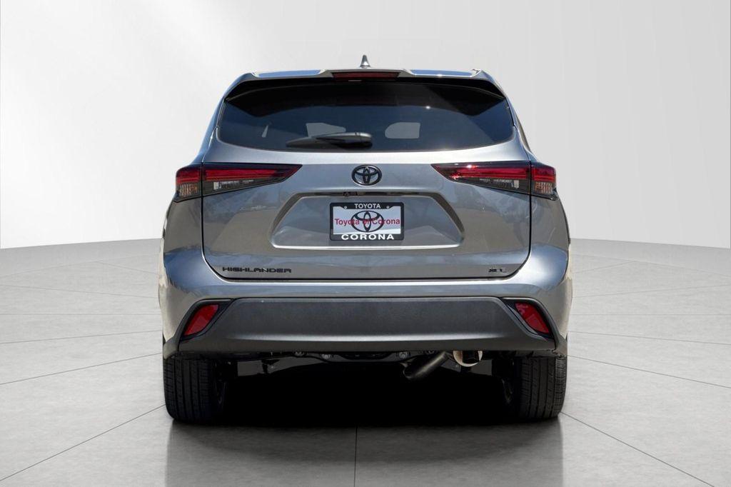 new 2025 Toyota Highlander car, priced at $46,728