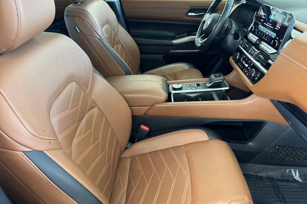 used 2022 Nissan Pathfinder car, priced at $34,998