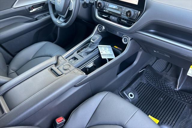 new 2025 Toyota Grand Highlander car, priced at $48,351