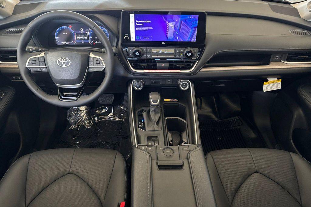 new 2025 Toyota Grand Highlander car, priced at $54,201