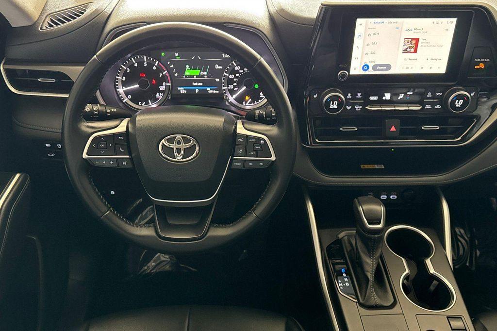 used 2023 Toyota Highlander car, priced at $34,977