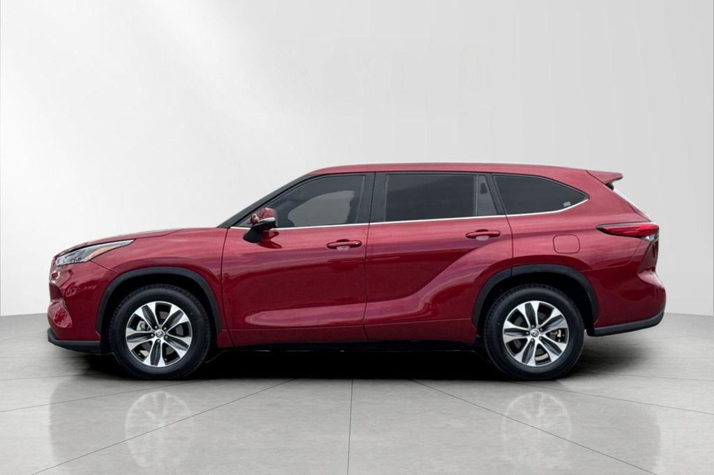 used 2023 Toyota Highlander car, priced at $34,977
