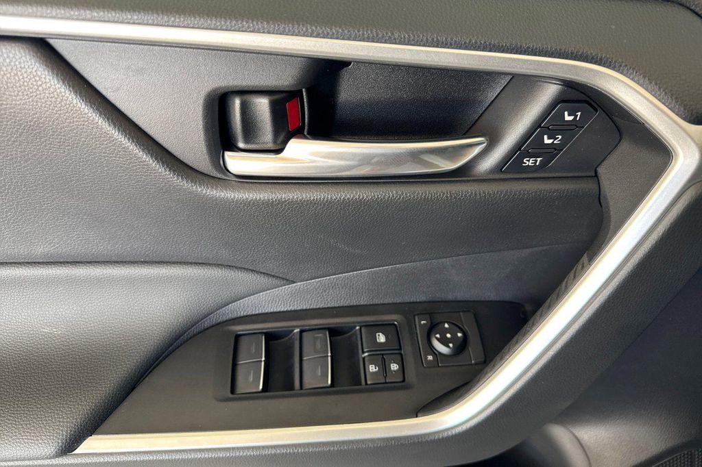 new 2025 Toyota RAV4 car, priced at $37,087