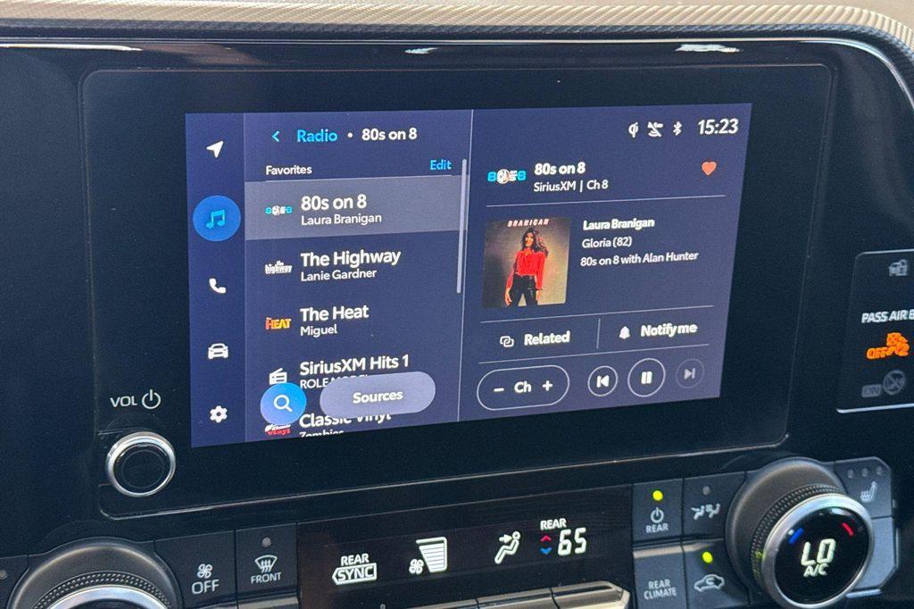 used 2023 Toyota Highlander car, priced at $41,500