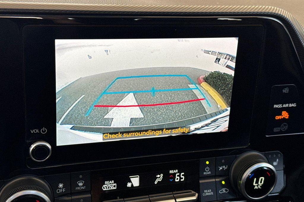 used 2023 Toyota Highlander car, priced at $41,500