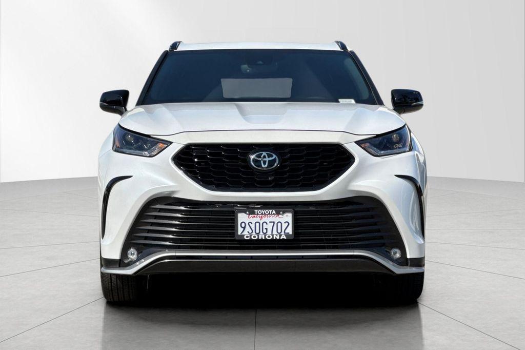 used 2023 Toyota Highlander car, priced at $41,500