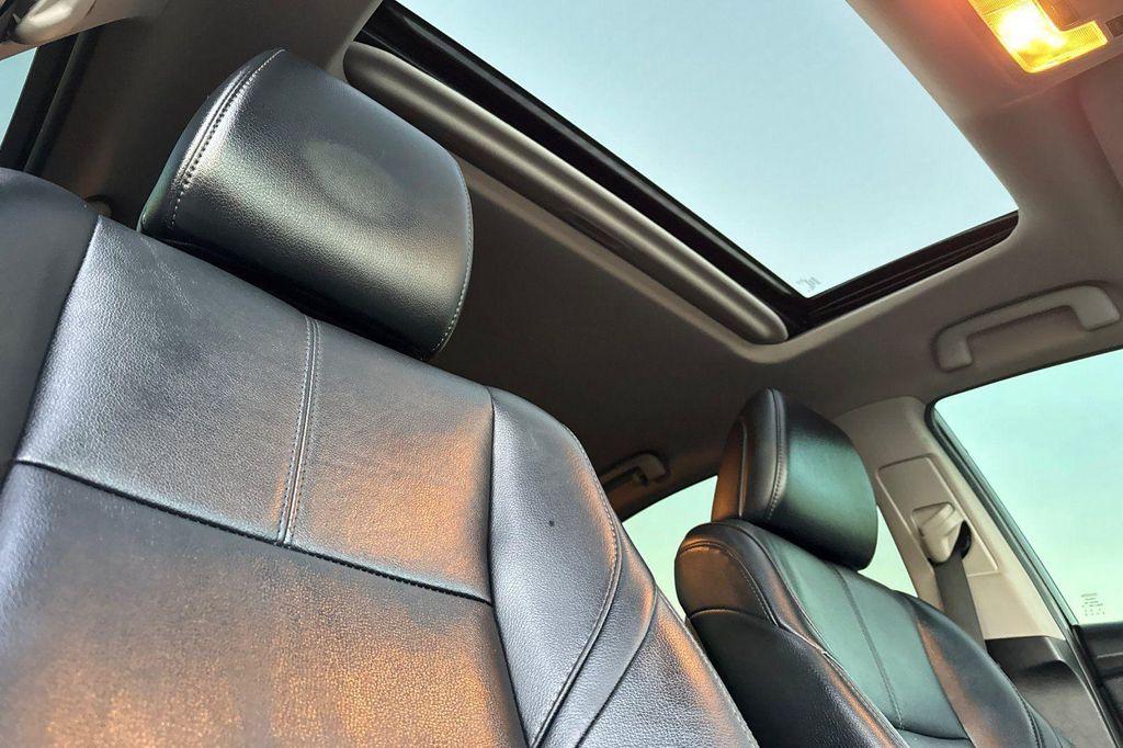 used 2017 Toyota Avalon Hybrid car, priced at $12,996