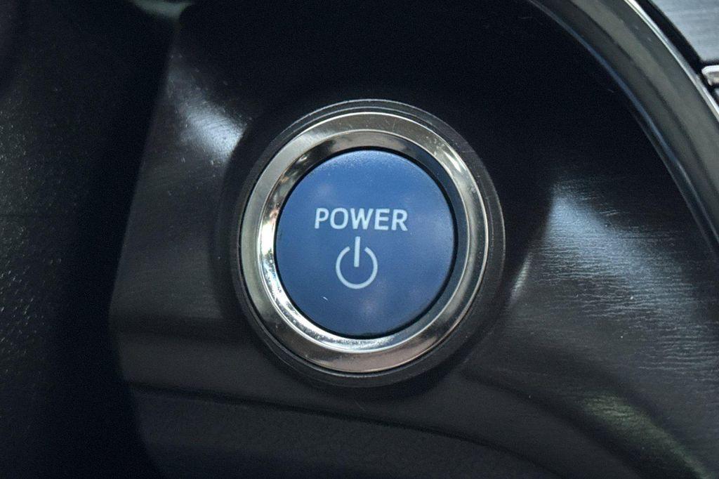 used 2017 Toyota Avalon Hybrid car, priced at $12,996