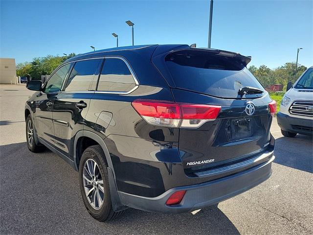 used 2019 Toyota Highlander car, priced at $23,501