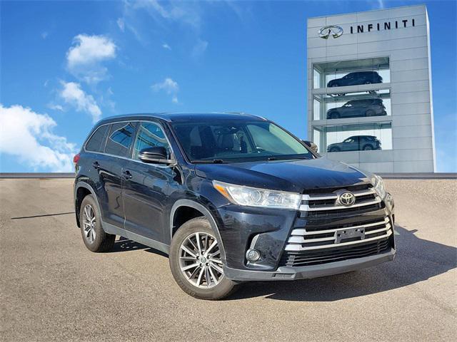 used 2019 Toyota Highlander car, priced at $23,501