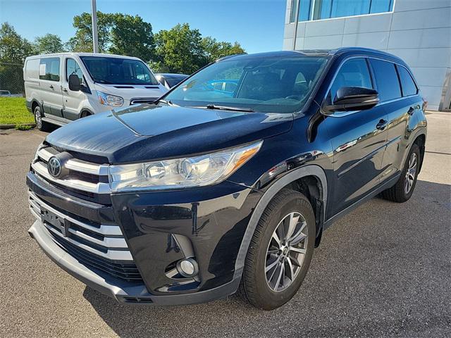 used 2019 Toyota Highlander car, priced at $23,501