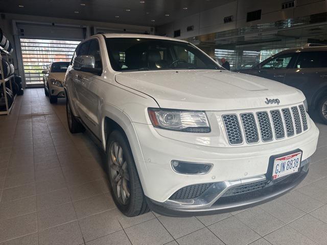 used 2014 Jeep Grand Cherokee car, priced at $15,999