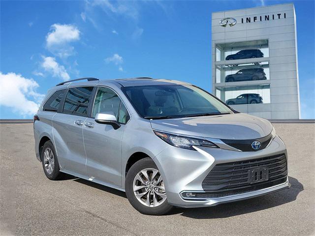 used 2023 Toyota Sienna car, priced at $43,000