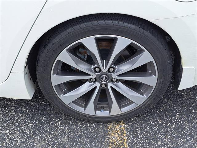 used 2023 Nissan Maxima car, priced at $33,140
