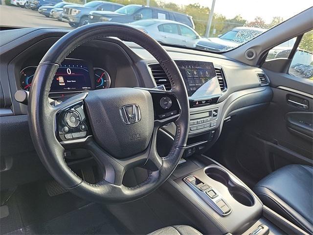 used 2022 Honda Pilot car, priced at $27,934