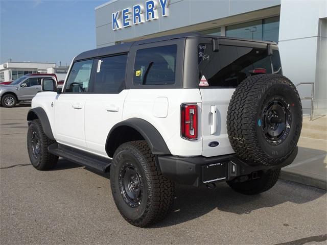 new 2025 Ford Bronco car, priced at $60,748