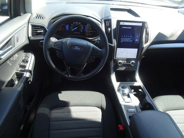 new 2024 Ford Edge car, priced at $31,560