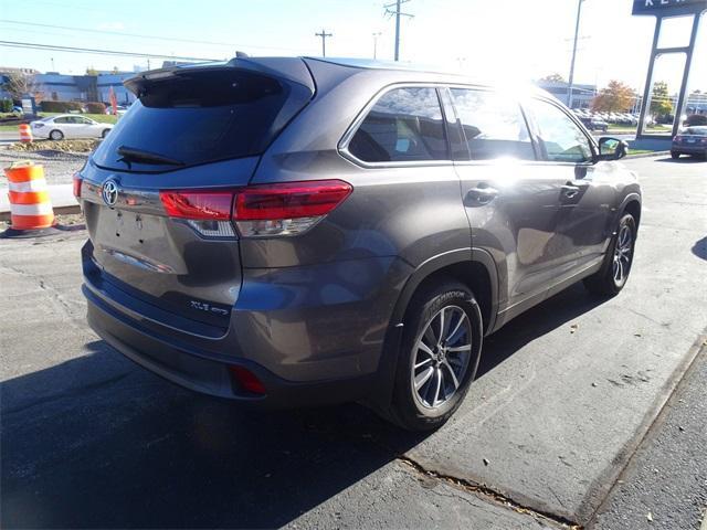 used 2019 Toyota Highlander car, priced at $21,599